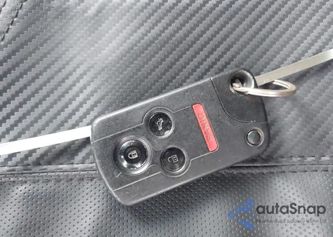 2005 Acura Rl 3.5 from USA, damaged, VIN JH4KB16555C015741